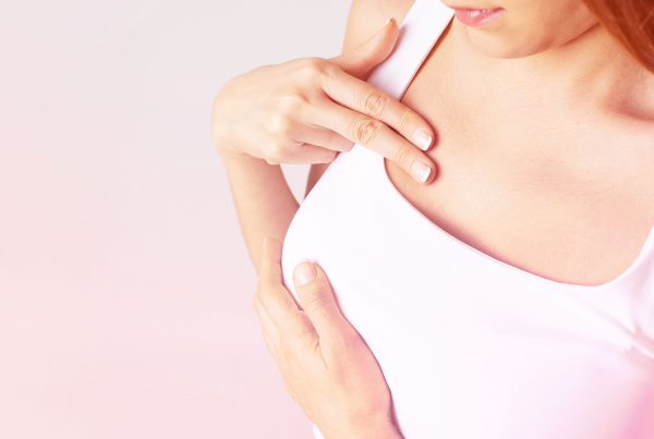 Como funciona a biópsia por agulha grossa (core-biópsia / trocarte) de mamas?