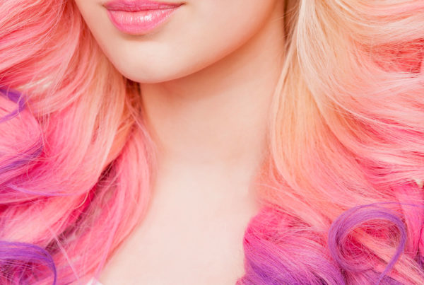 Tintura de cabelo e Alisamento de cabelo podem associar-se a câncer de mama